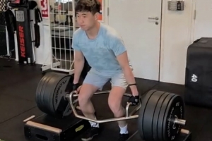 开云入口-戴伟浚社媒晒康复视频：161天后...