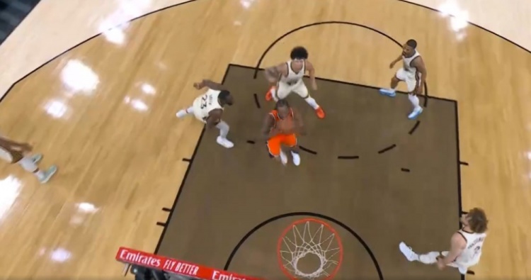 开云登录-发力一波流？伦纳德追身三分 随后穿越多人左手拉杆上篮打停勇士